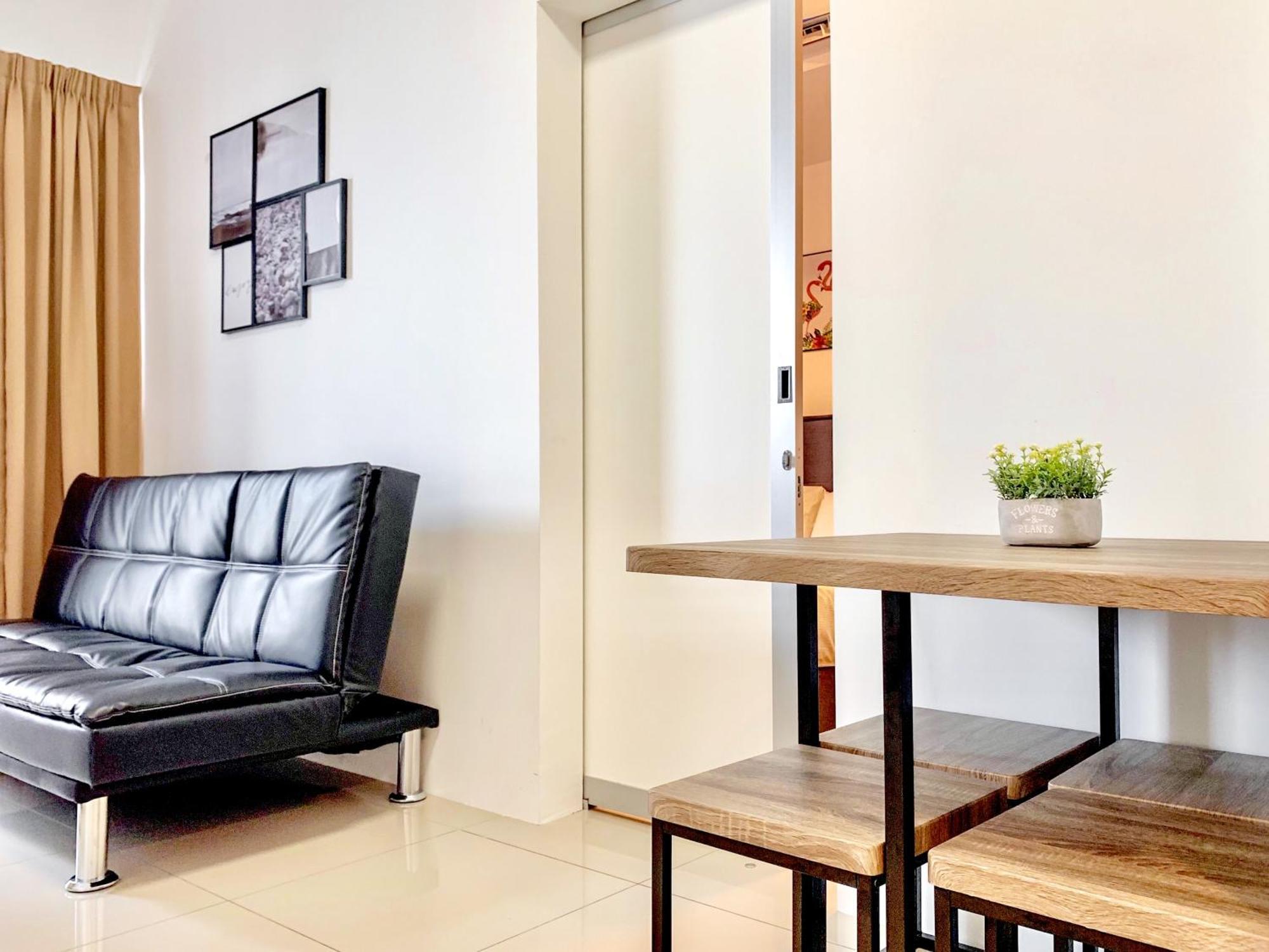Apartment Tropicana 218 George Town